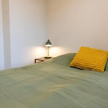 Brand New, Stylish House, Sauna, Parking