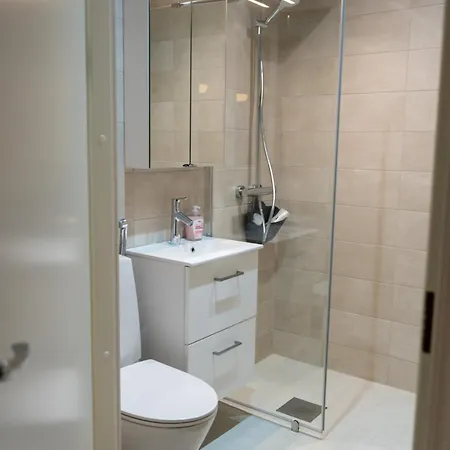 Hébergement de vacances Brand New, Stylish House, Sauna, Parking *