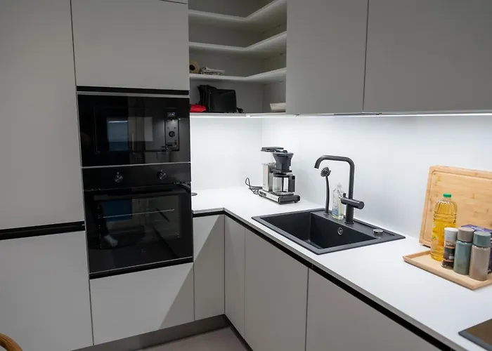 Vakantiehuis Brand New, Stylish House, Sauna, Parking *