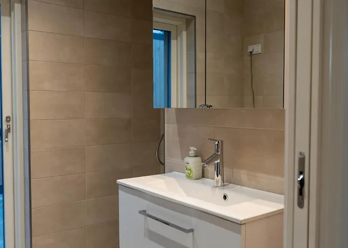 Vakantiehuis Brand New, Stylish House, Sauna, Parking Vantaa