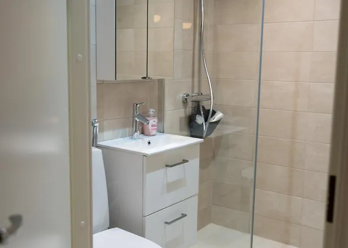 Vakantiehuis Brand New, Stylish House, Sauna, Parking *