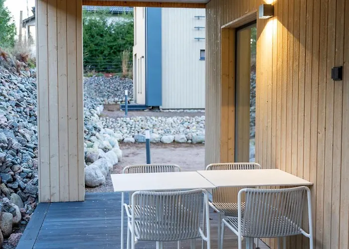 別荘 Brand New, Stylish House, Sauna, Parking